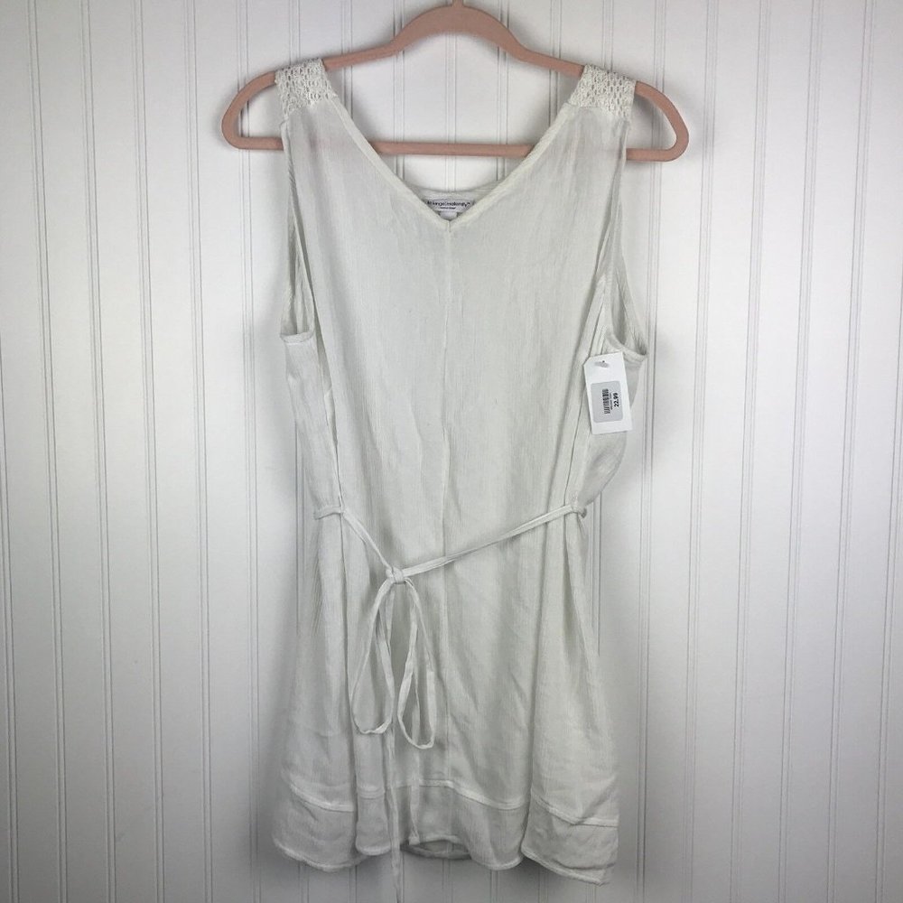 Liz Lange Maternity NWT Tie Tank Top Blouse White Size XXL V Neck